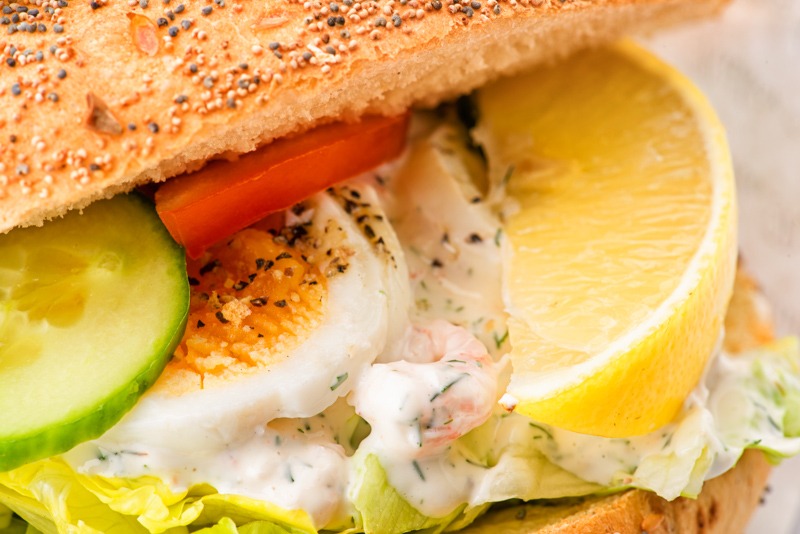 Räksallad med Ägg och grönsaker