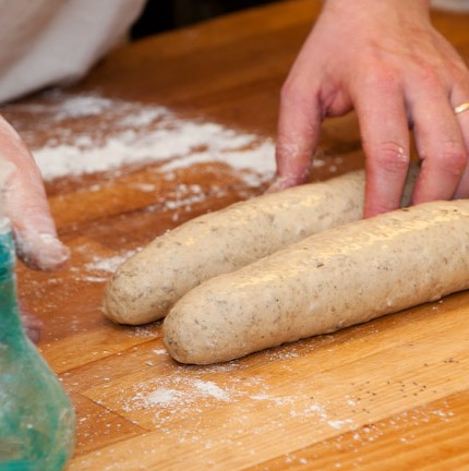 Konditori Valhall - Dagliga arbetet - Bröd & Bullar