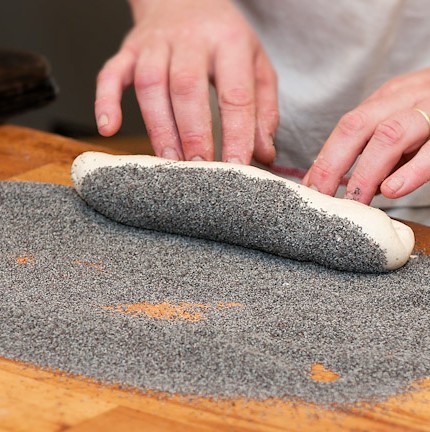 Konditori Valhall - Dagliga arbetet - Bröd & Bullar