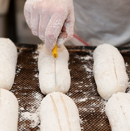 Konditori Valhall - Dagliga arbetet - Bröd & Bullar